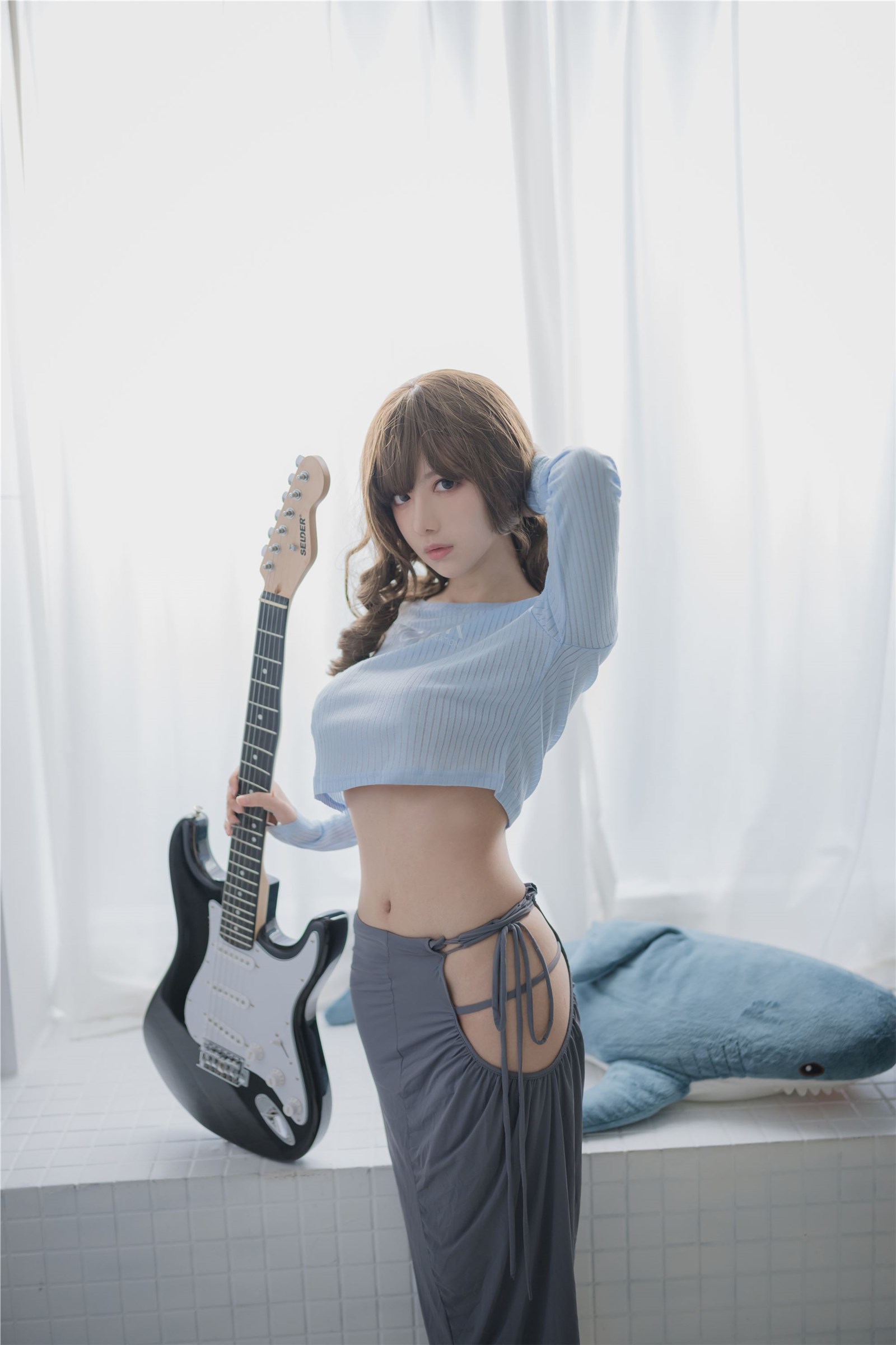 Shika - NO.76 Guitar sister(16)